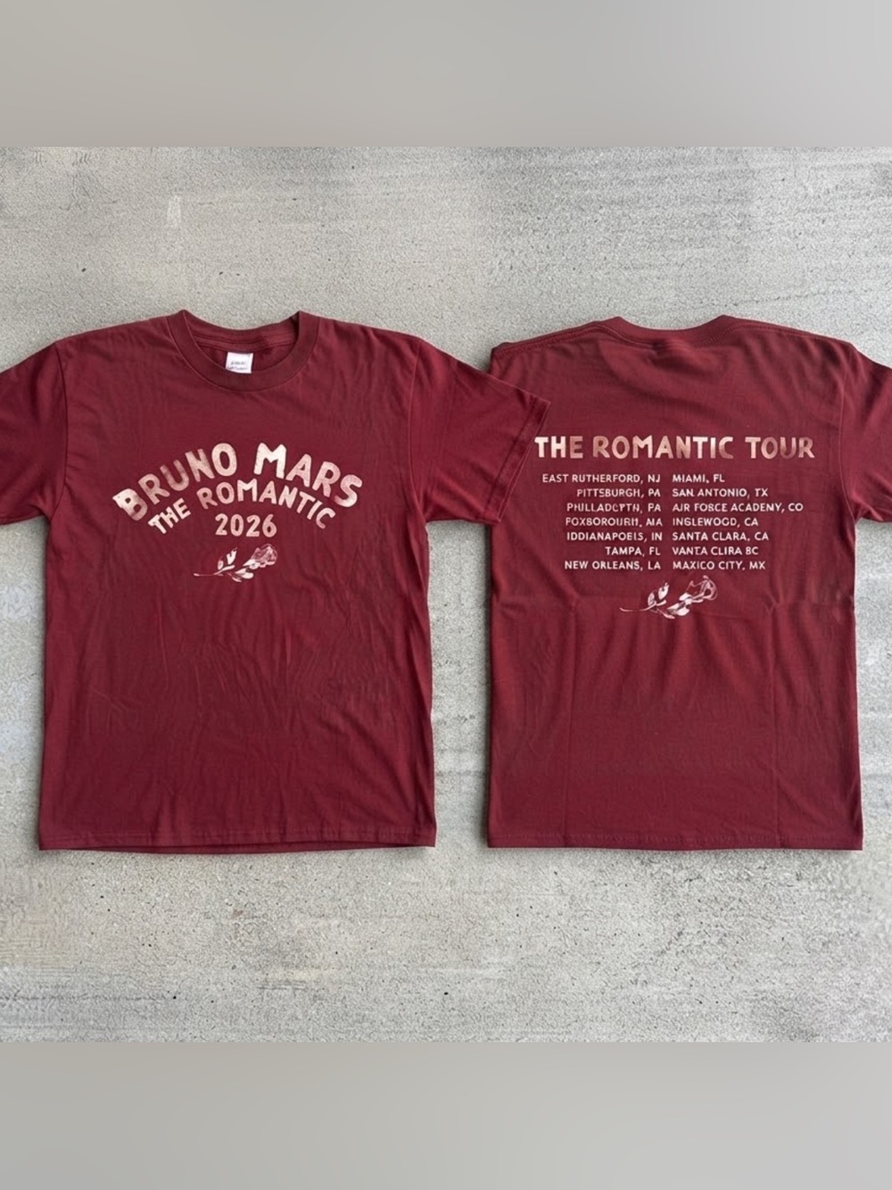 Gildan Cardinalred Bruno Mars 'The Romantic Tour 2026' Graphic Tee